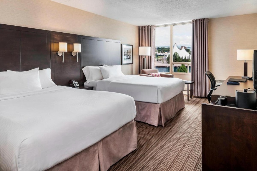 Deluxe Queen Room with Two Queen Beds