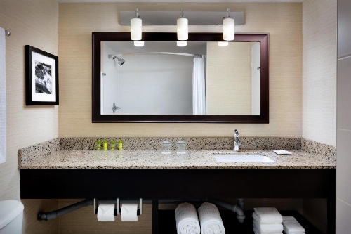 Delta Hotels by Marriott Sault Ste. Marie Waterfront image 1